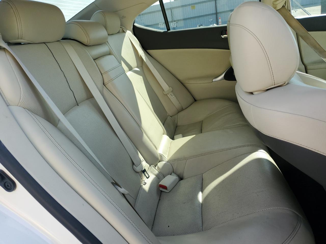 2010 LEXUS IS 250