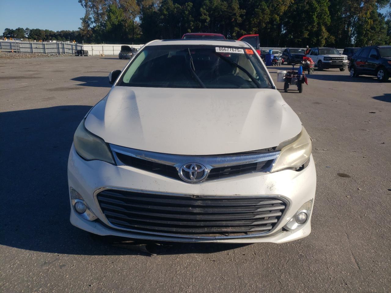 2014 TOYOTA Avalon