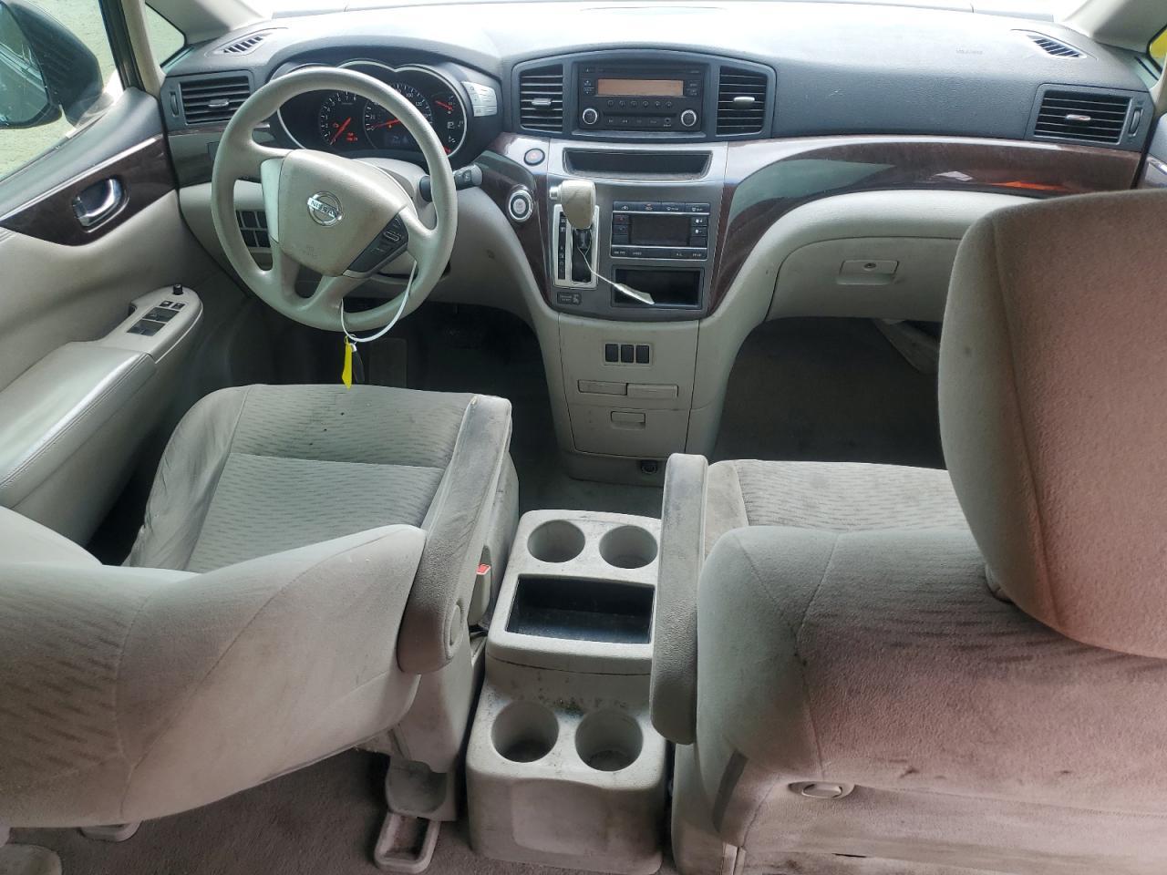 2016 NISSAN Quest