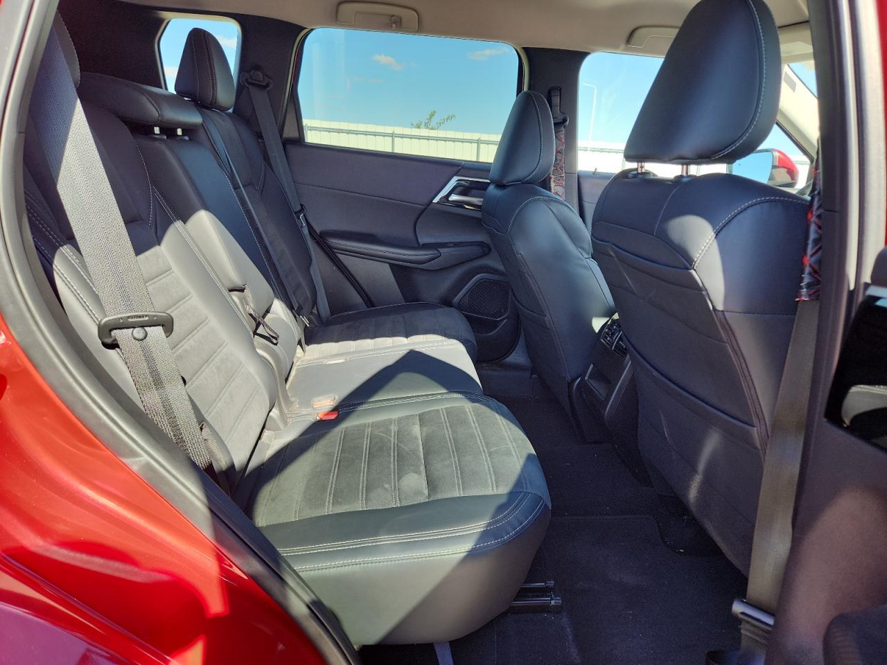 2024 MITSUBISHI outlander