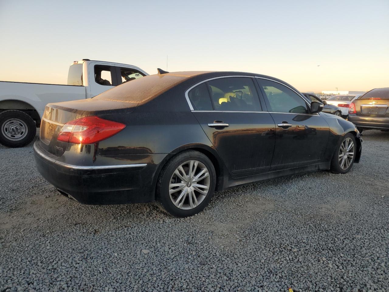 2012 HYUNDAI GENESIS