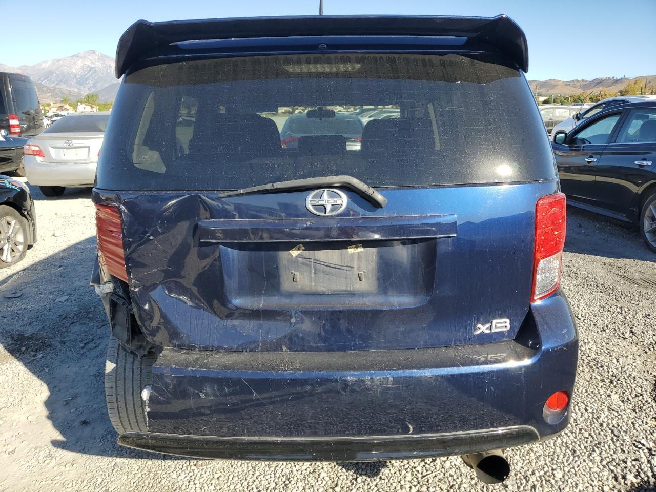 2013 TOYOTA SCION