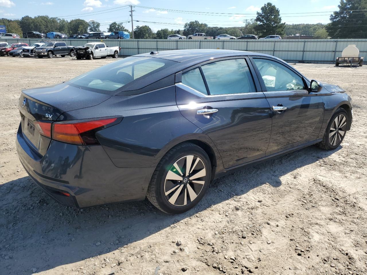 2022 NISSAN ALTIMA