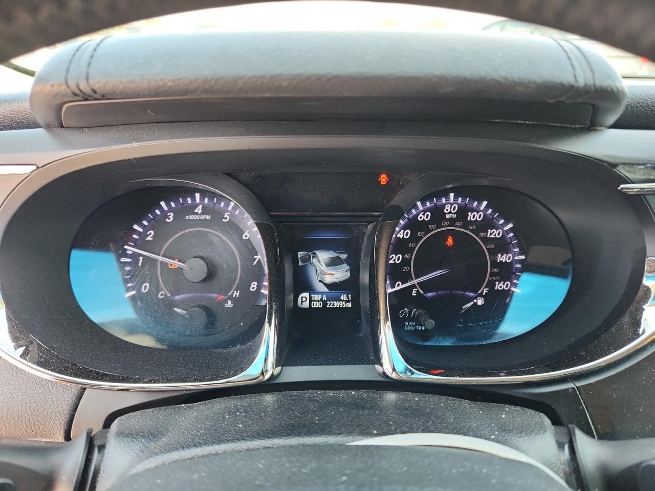 2013 TOYOTA Avalon