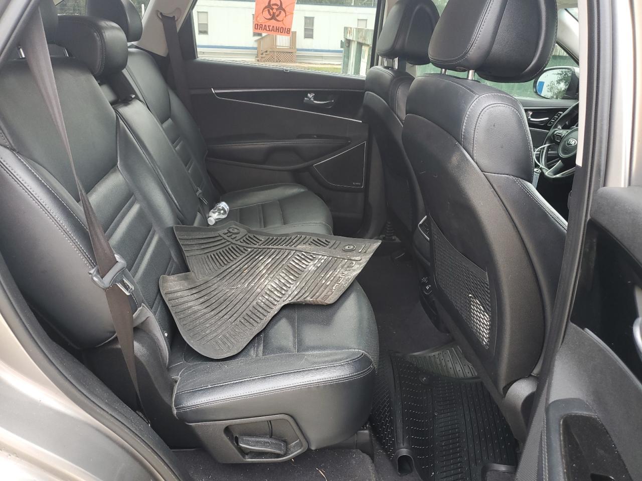 2016 KIA SORENTO