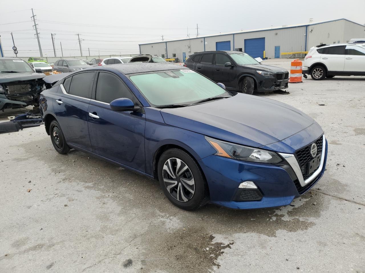 2022 NISSAN ALTIMA