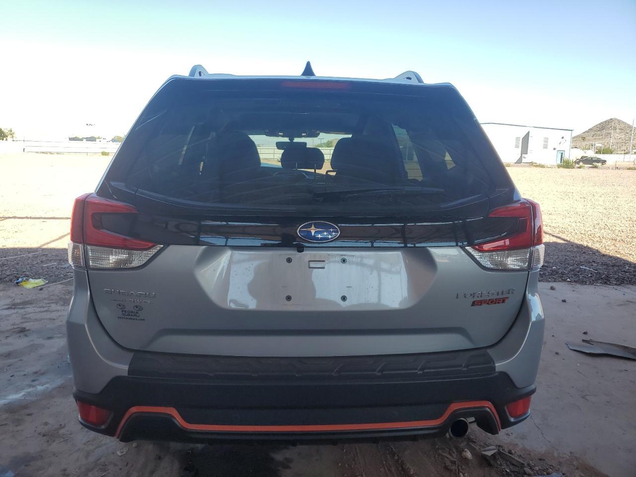 2024 SUBARU FORESTER