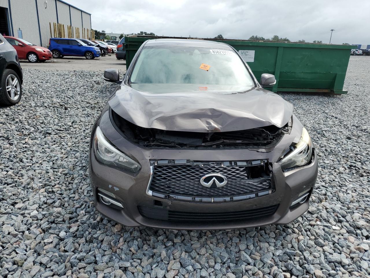 2015 INFINITI Q50