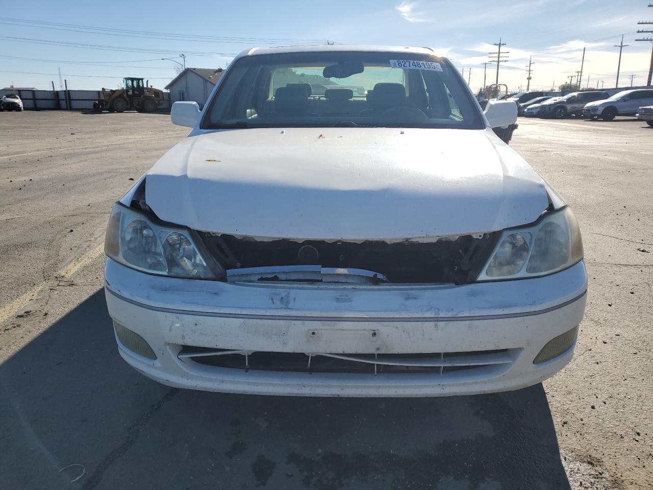 2002 TOYOTA Avalon