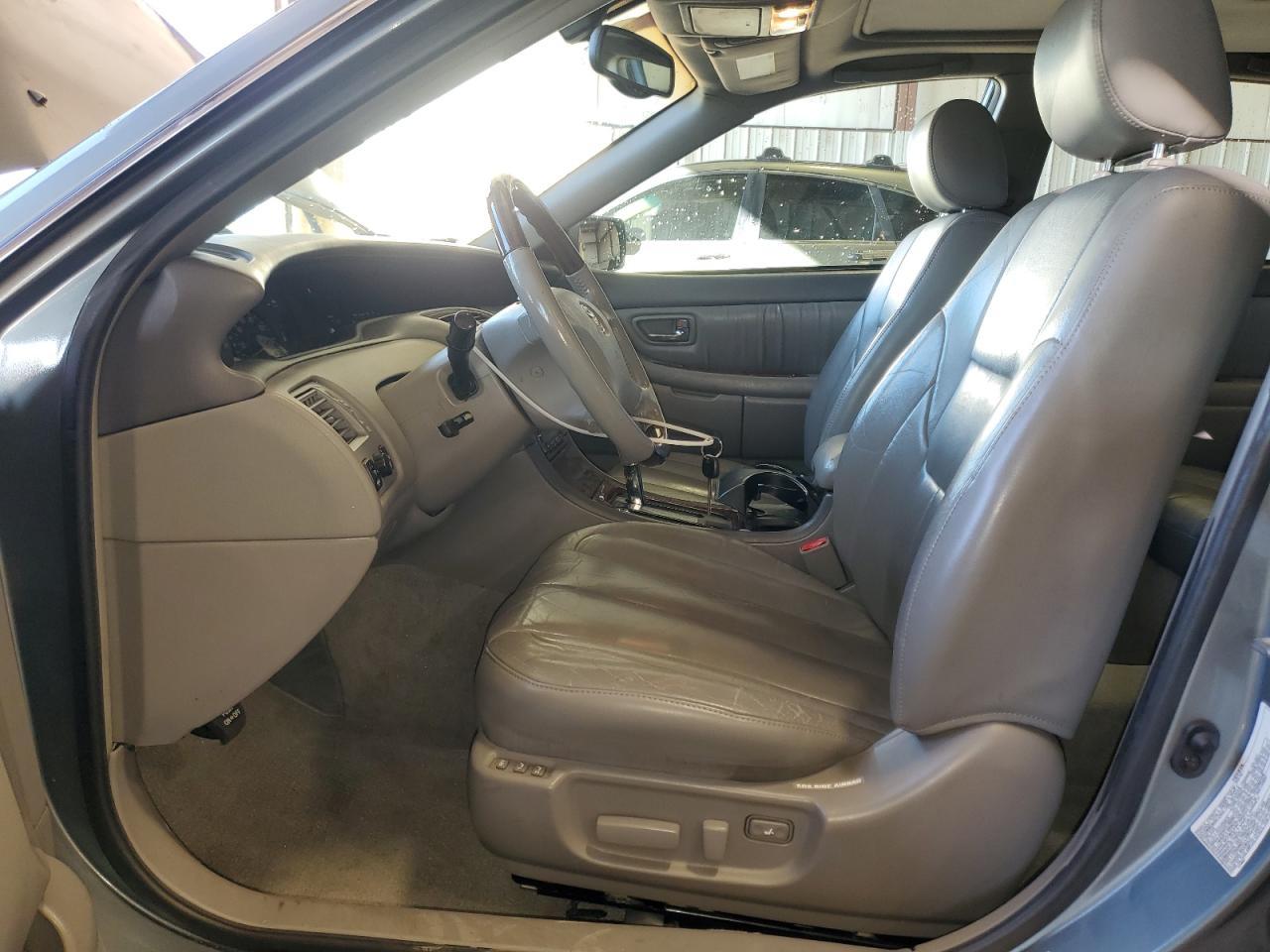 2003 TOYOTA Avalon