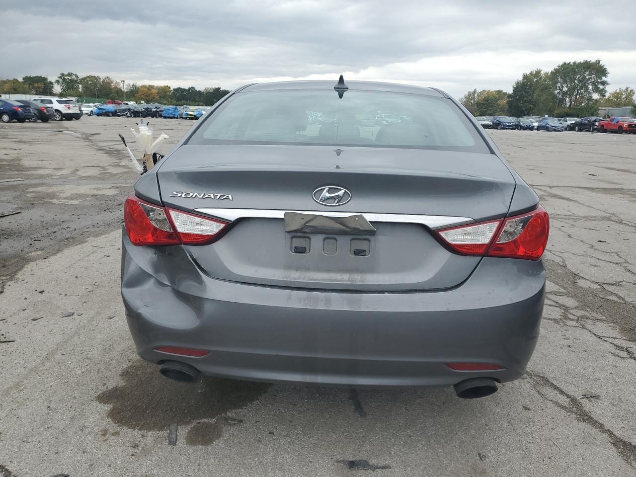 2011 HYUNDAI SONATA