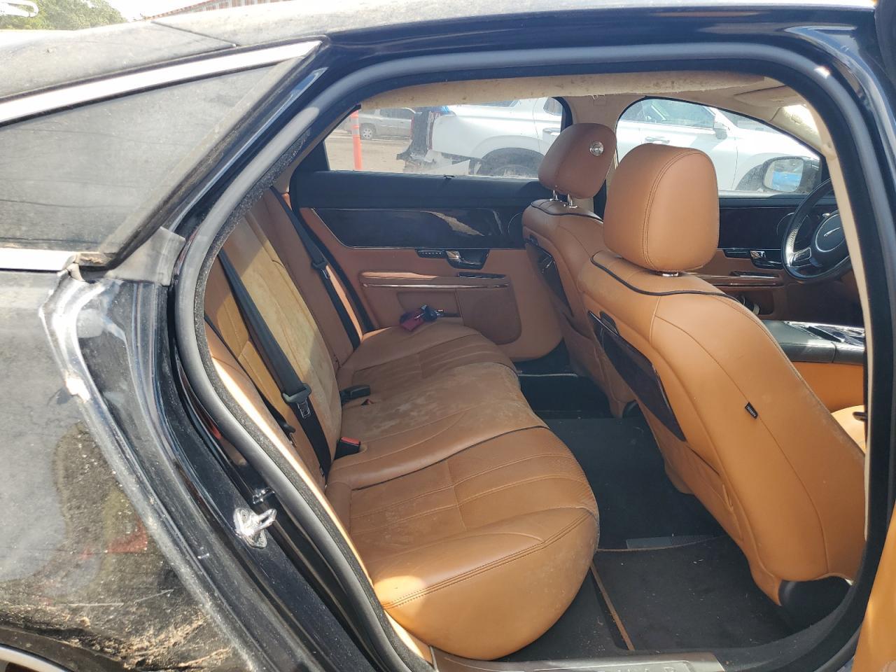 2011 JAGUAR Xj-Series