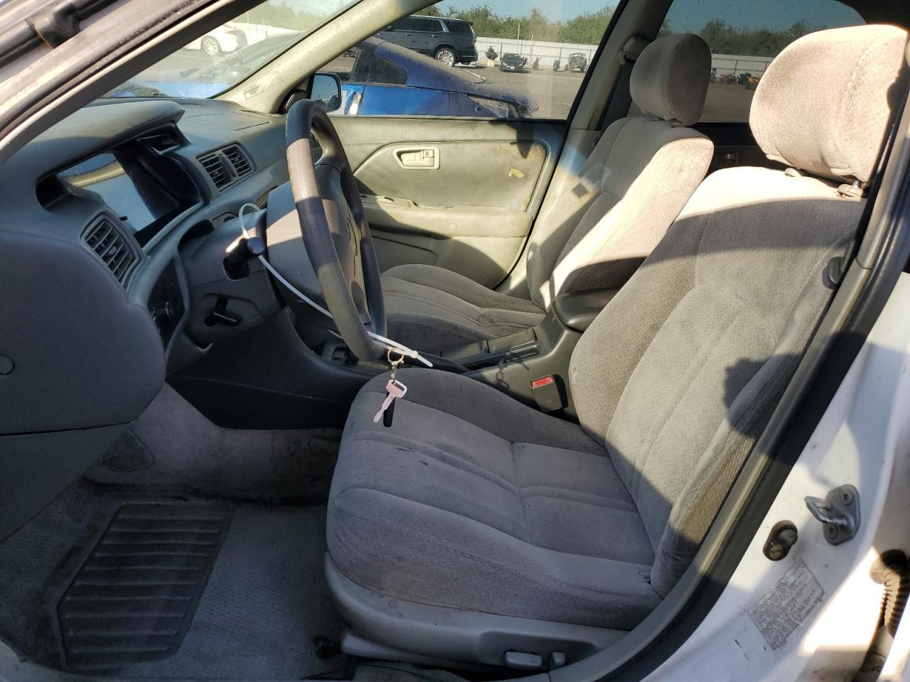 2000 TOYOTA CAMRY