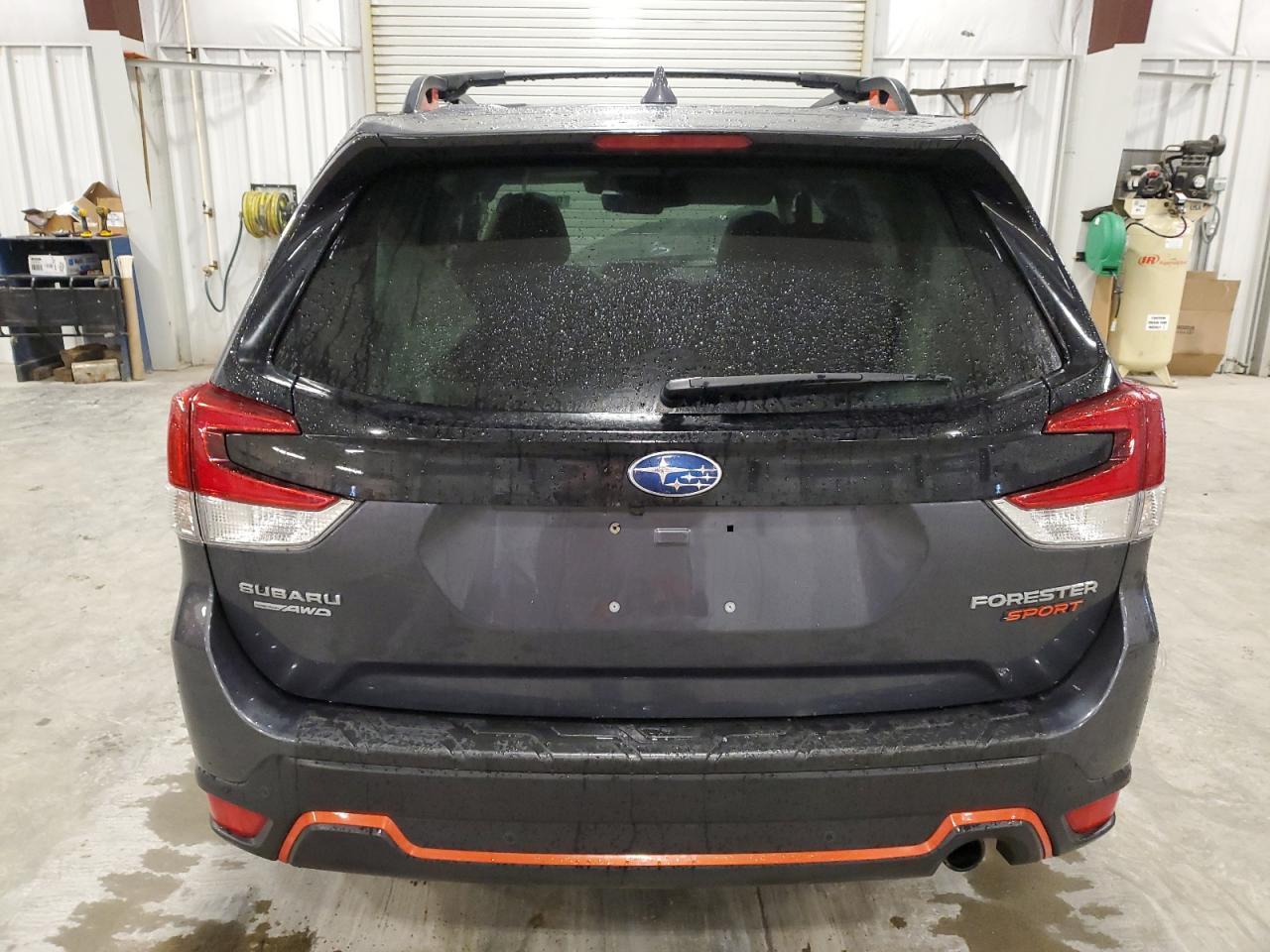 2020 SUBARU FORESTER