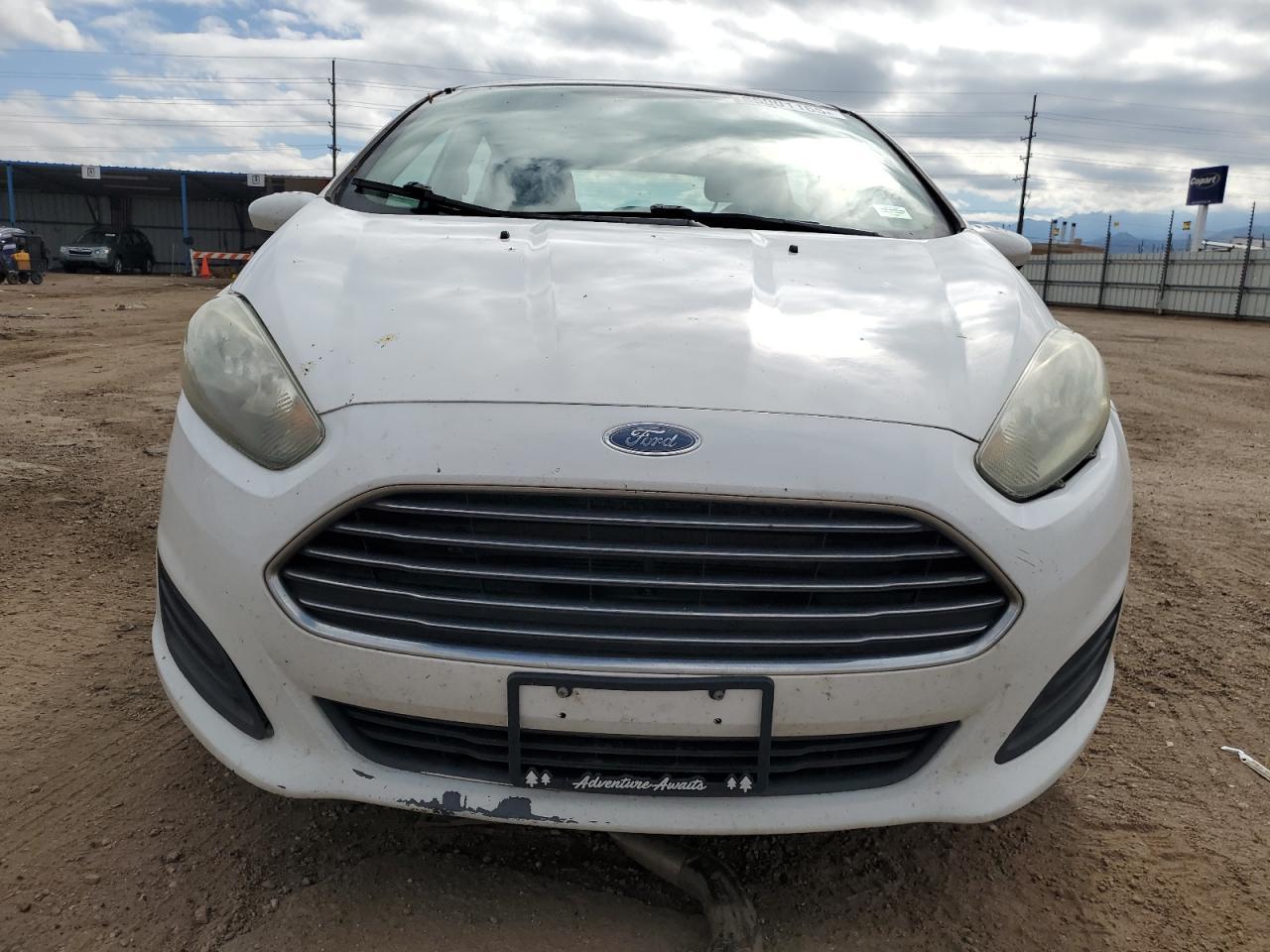 2016 FORD Fiesta