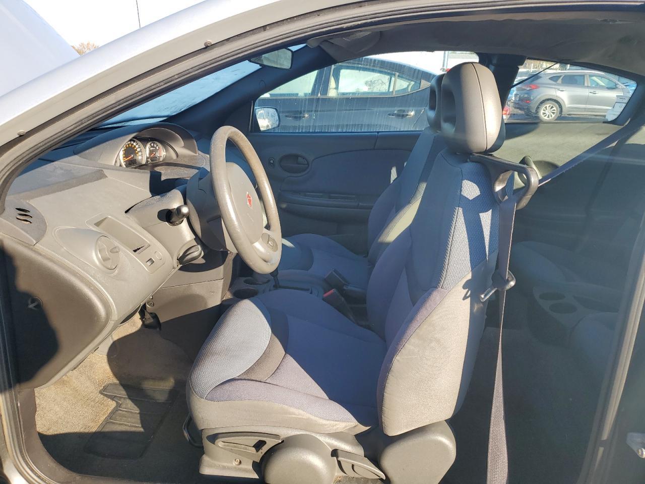2003 SATURN Ion