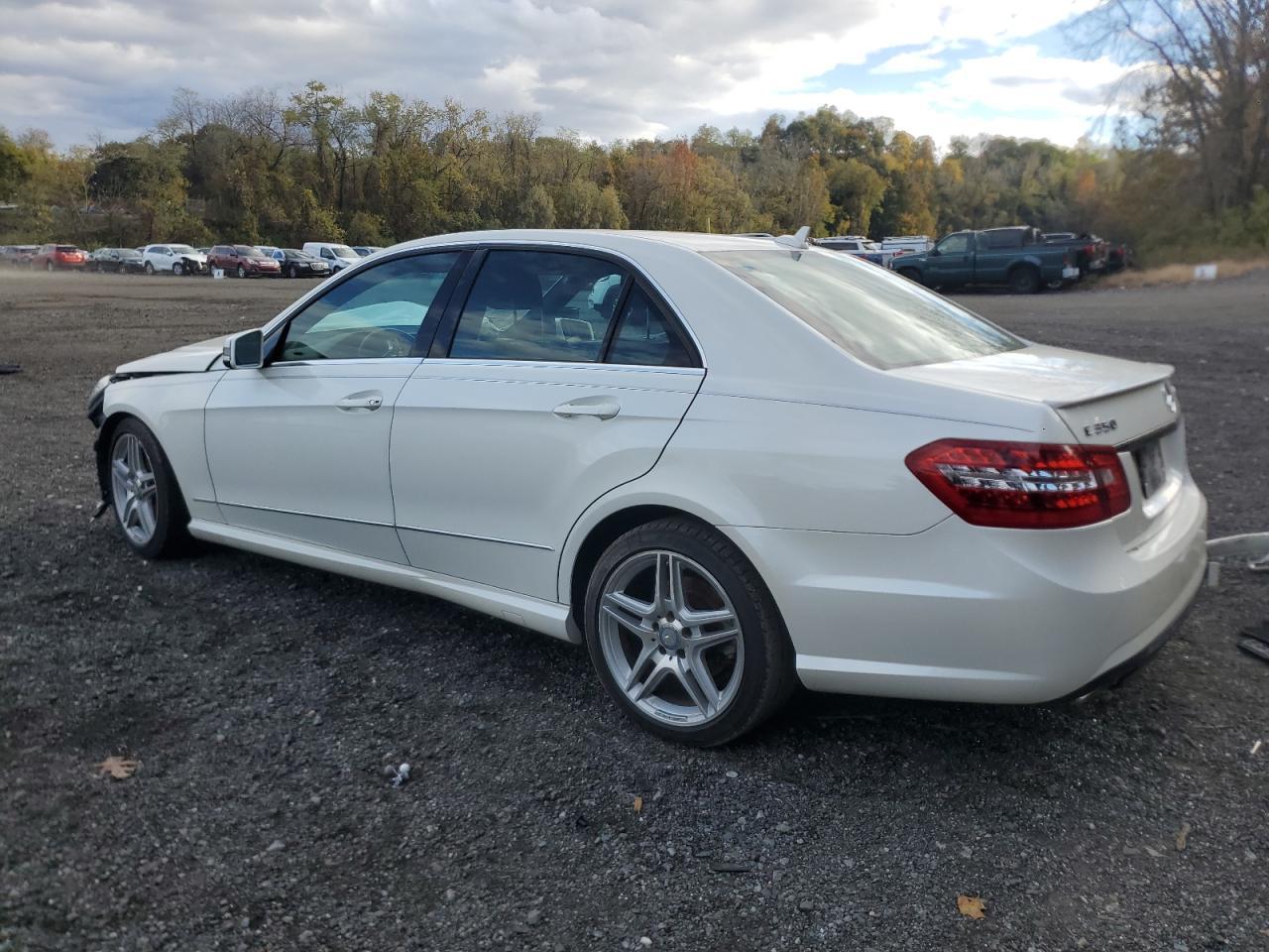2013 MERCEDES-BENZ E-Class