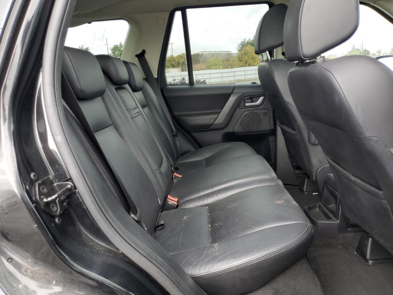 2010 LAND ROVER LR2