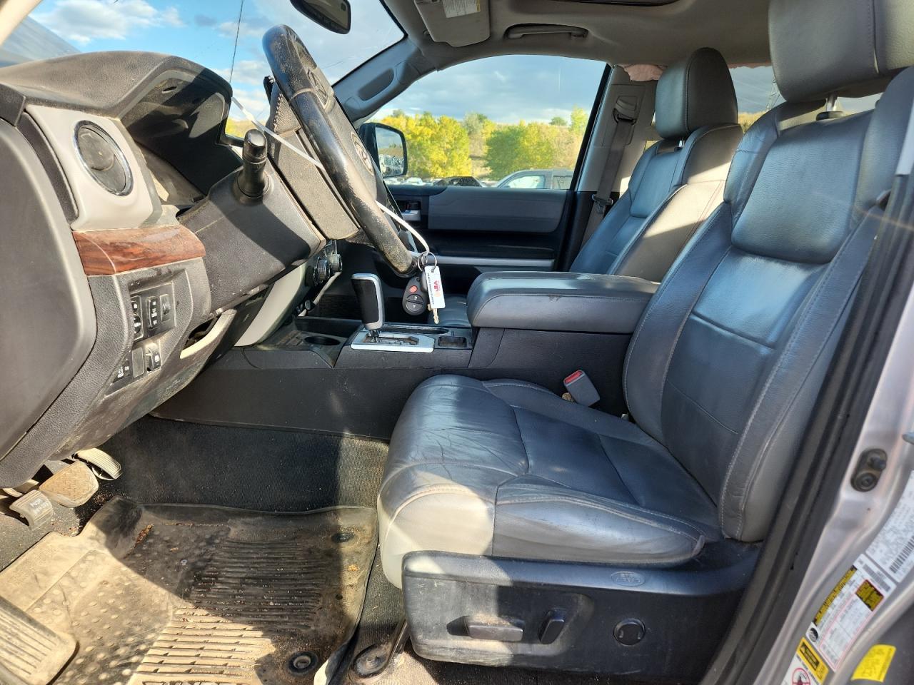 2016 TOYOTA TUNDRA
