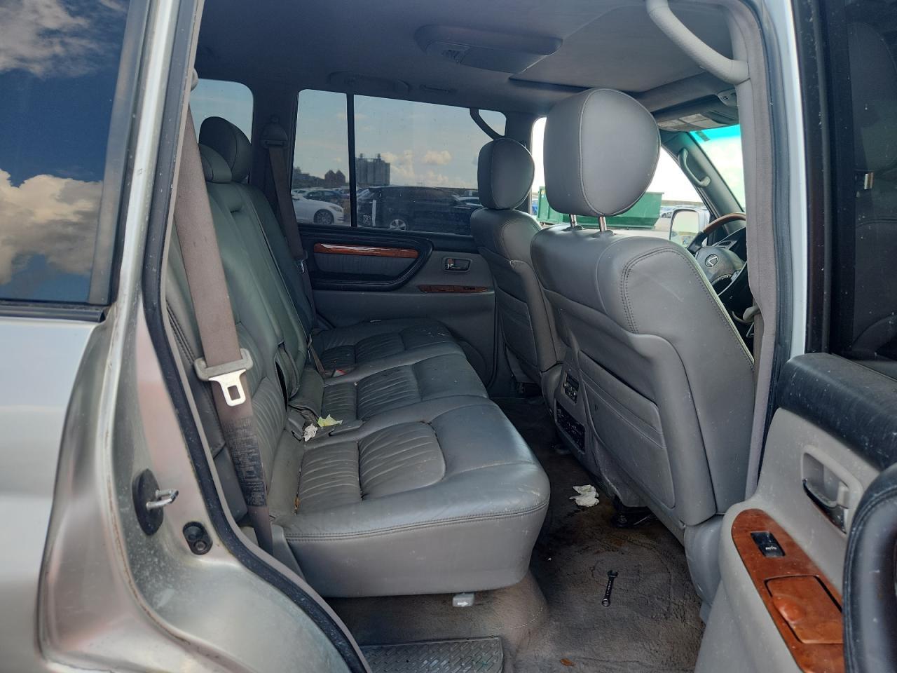 2006 LEXUS Lx