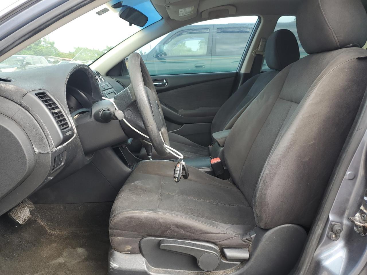 2010 NISSAN ALTIMA