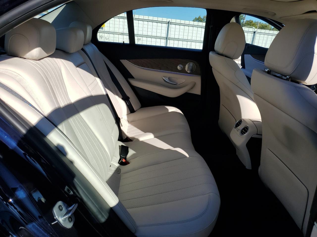 2021 MERCEDES-BENZ E-Class