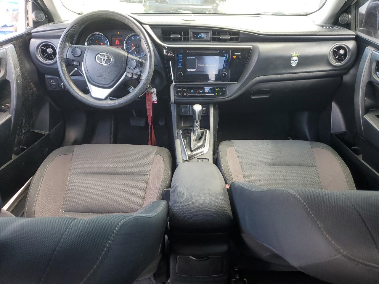 2017 TOYOTA COROLLA