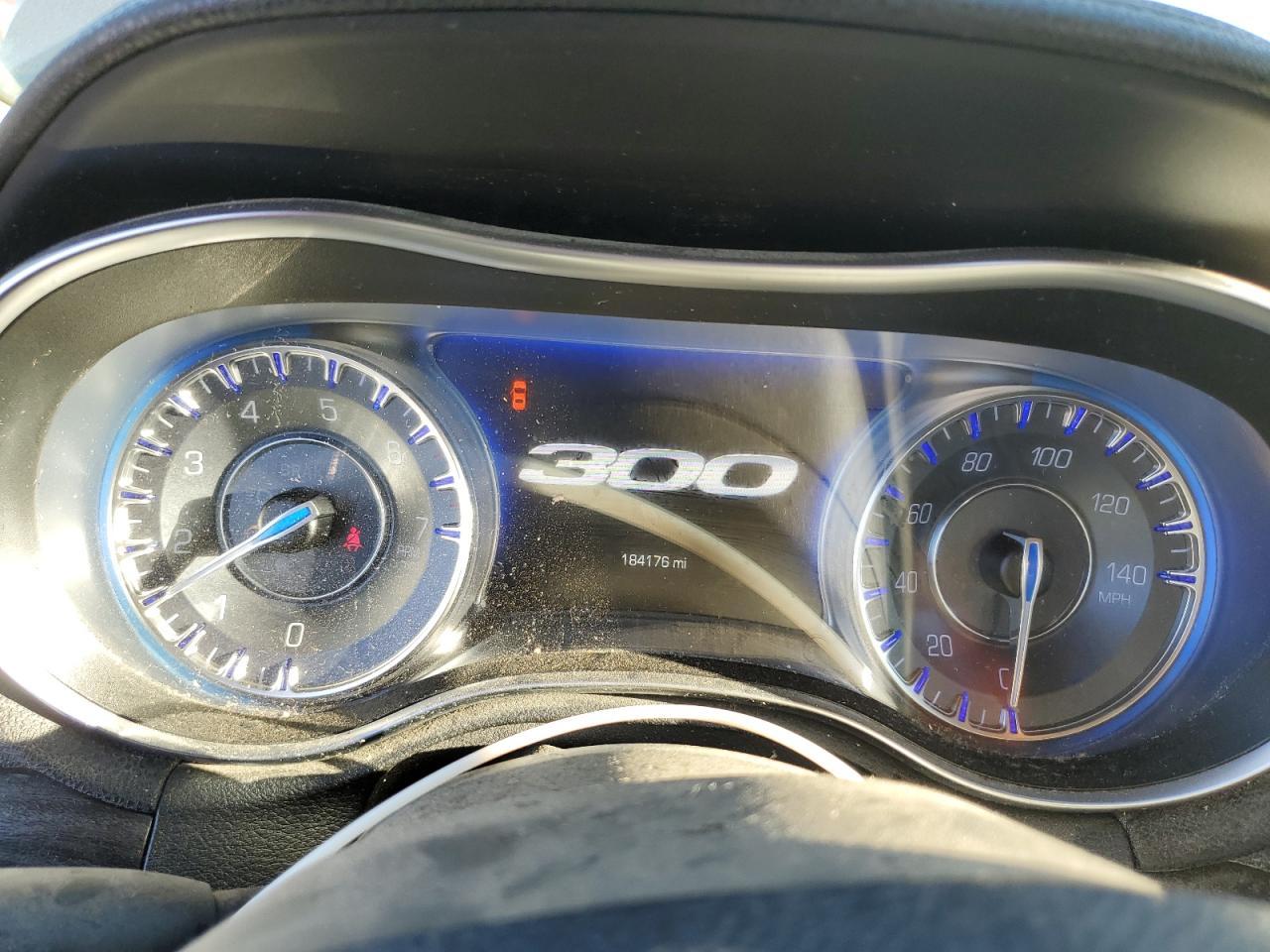 2016 CHRYSLER 300