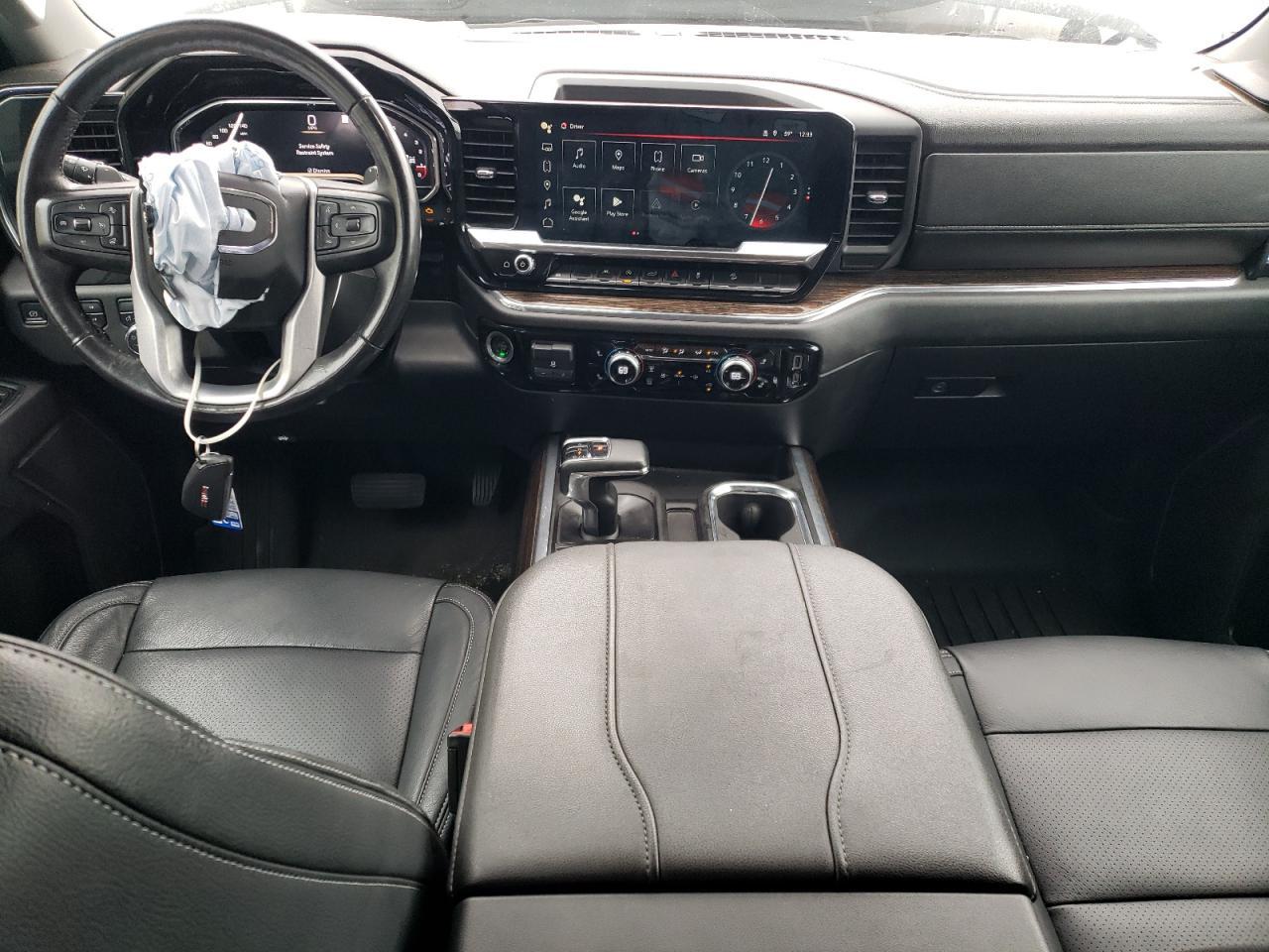 2023 GMC Sierra