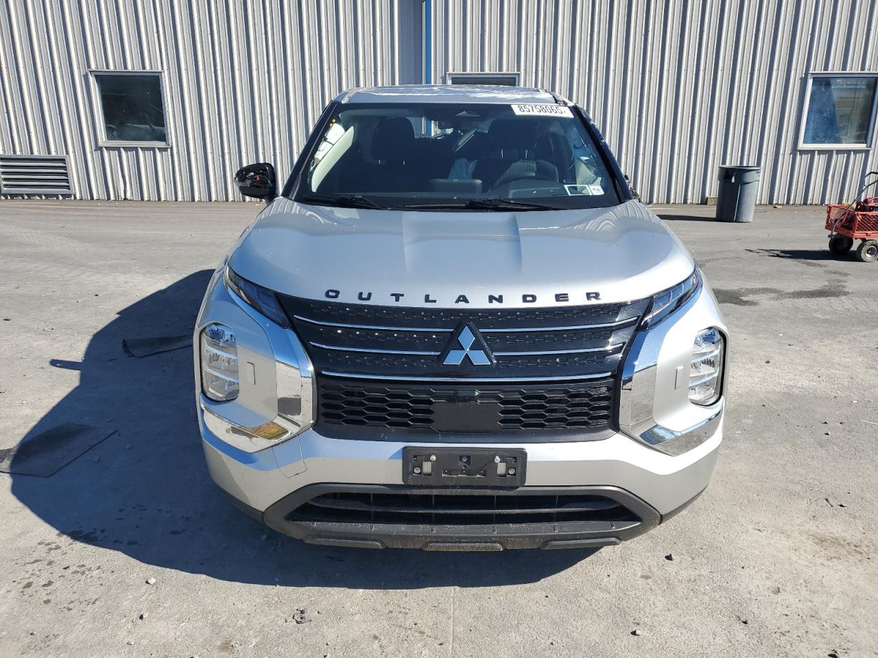2022 MITSUBISHI outlander
