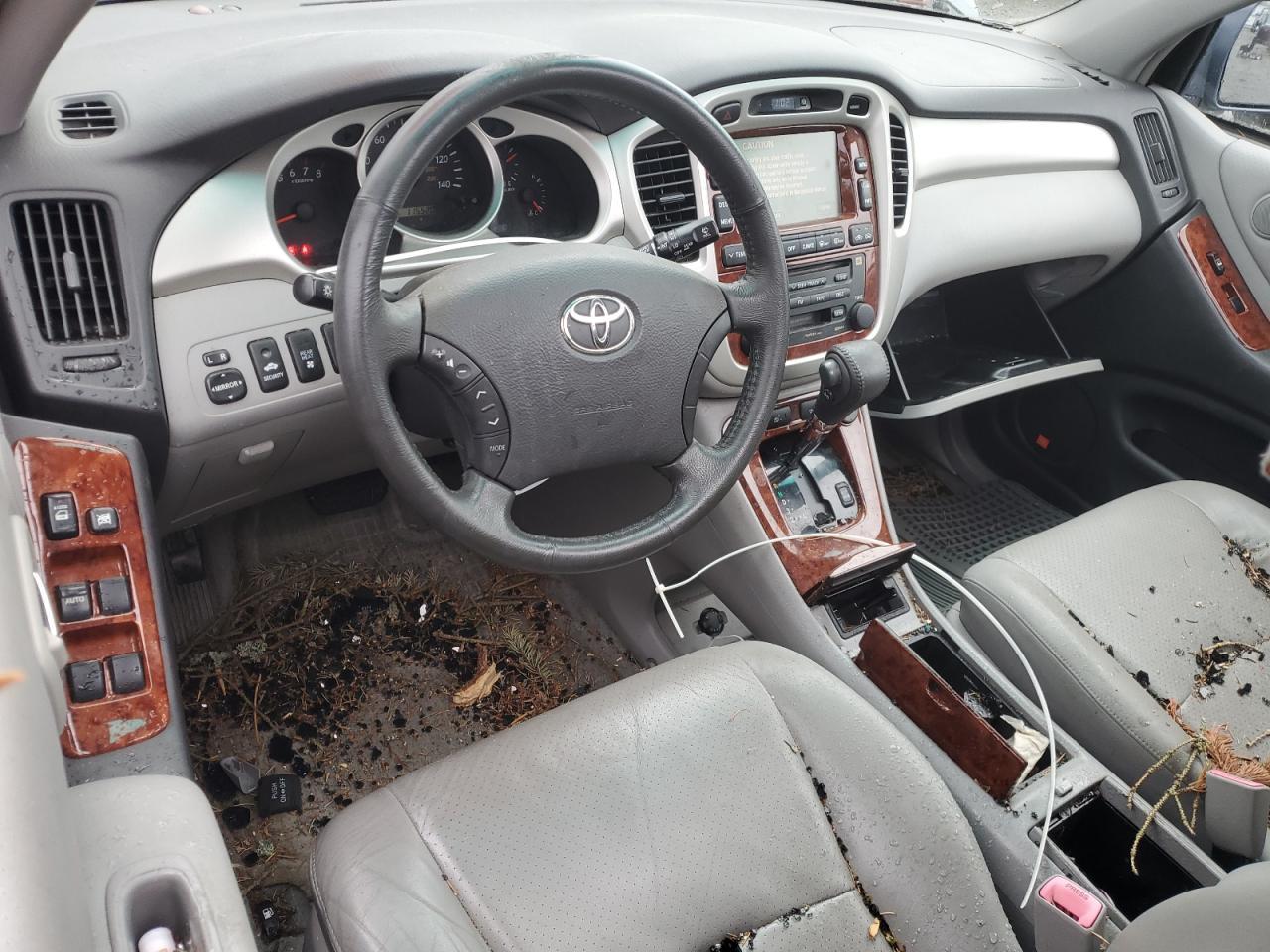 2006 TOYOTA HIGHLANDER