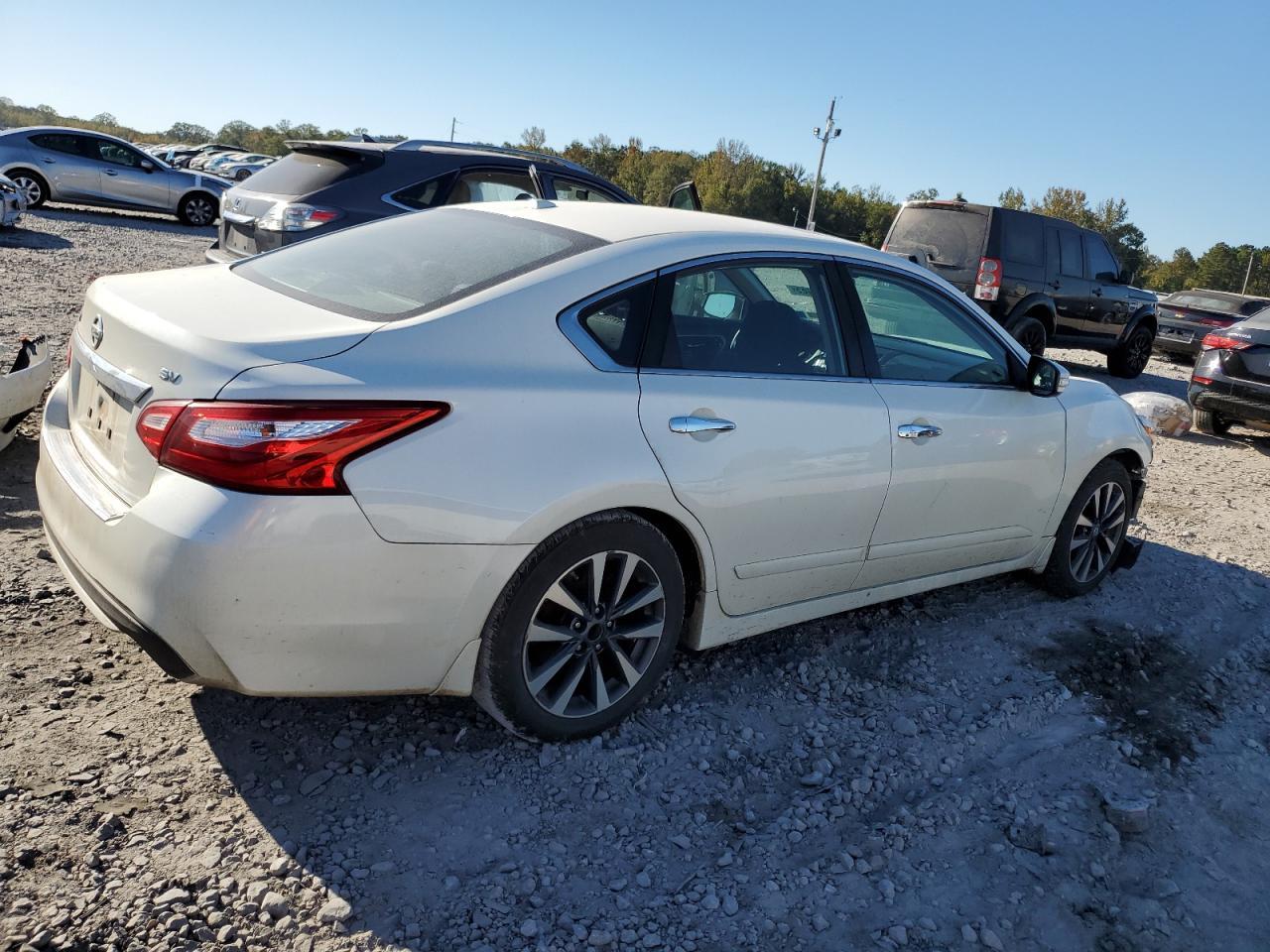 2017 NISSAN ALTIMA