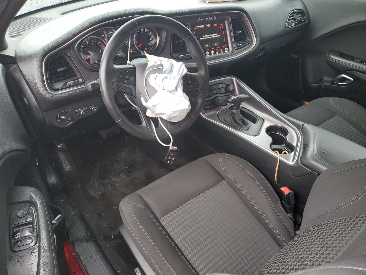 2017 DODGE Challenger