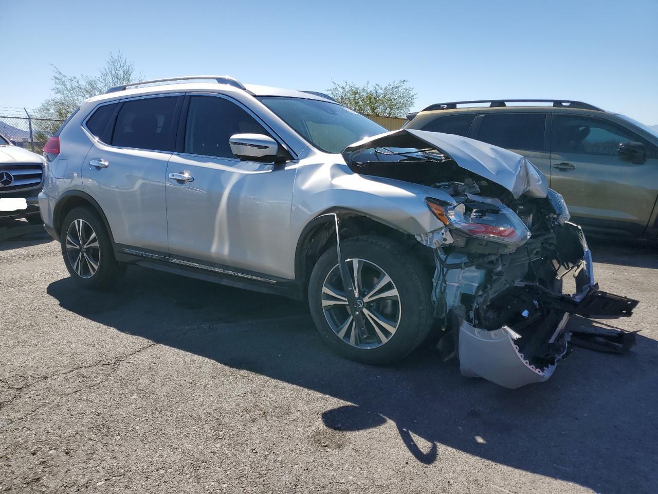 2018 NISSAN ROGUE