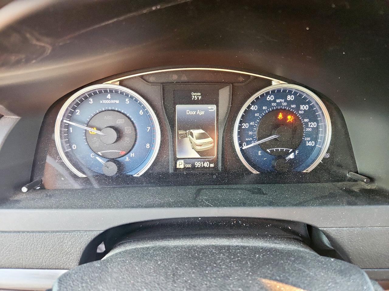 2016 TOYOTA CAMRY