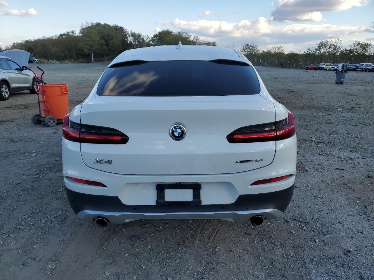2021 BMW X4