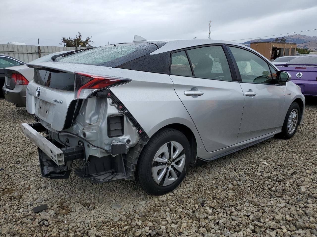 2017 TOYOTA PRIUS