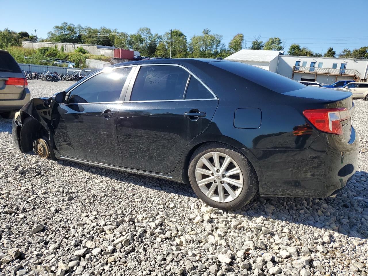 2013 TOYOTA CAMRY