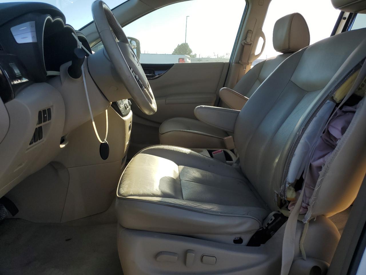 2012 NISSAN Quest