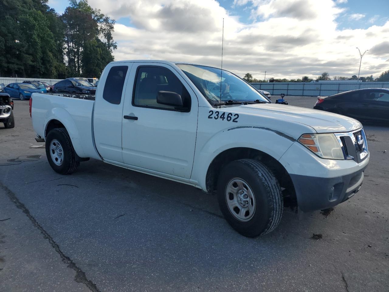 2016 NISSAN Frontier
