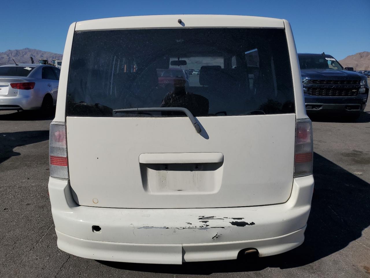 2006 TOYOTA SCION