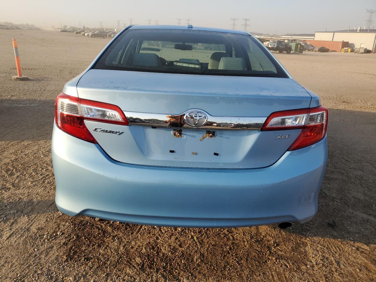 2013 TOYOTA CAMRY
