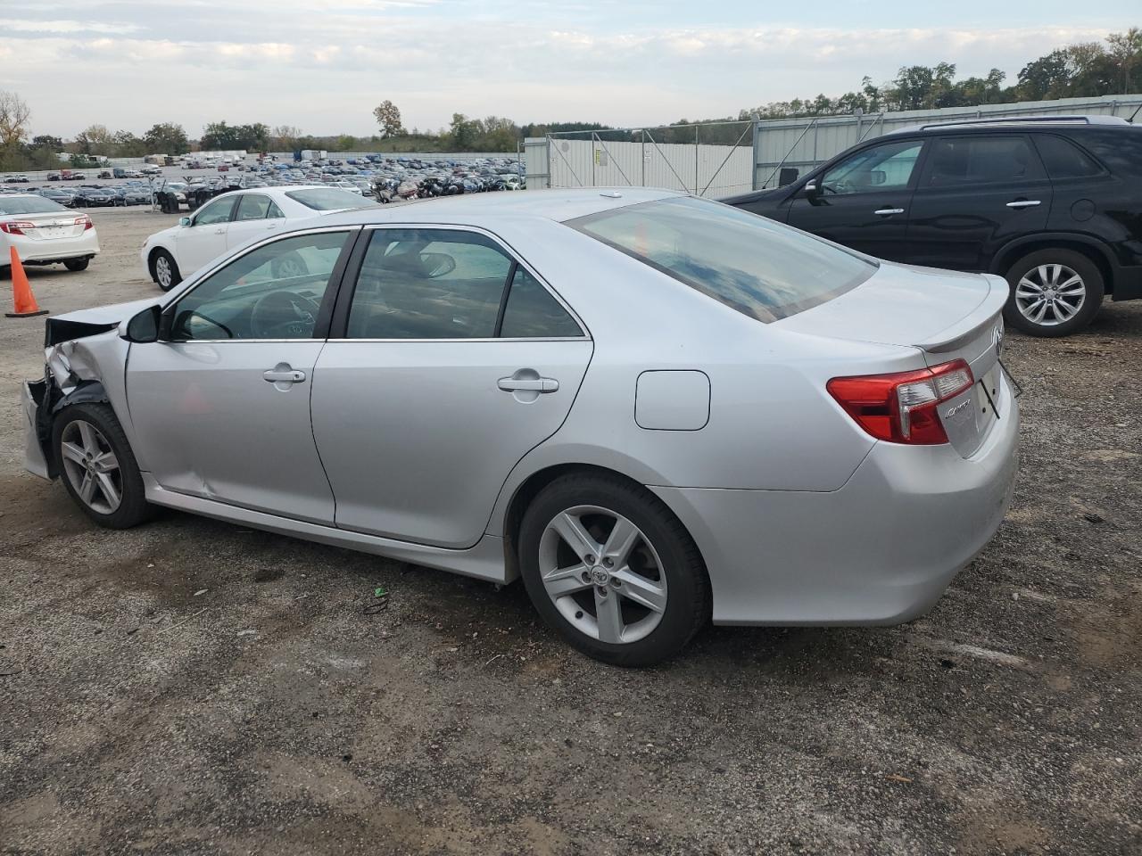2012 TOYOTA CAMRY