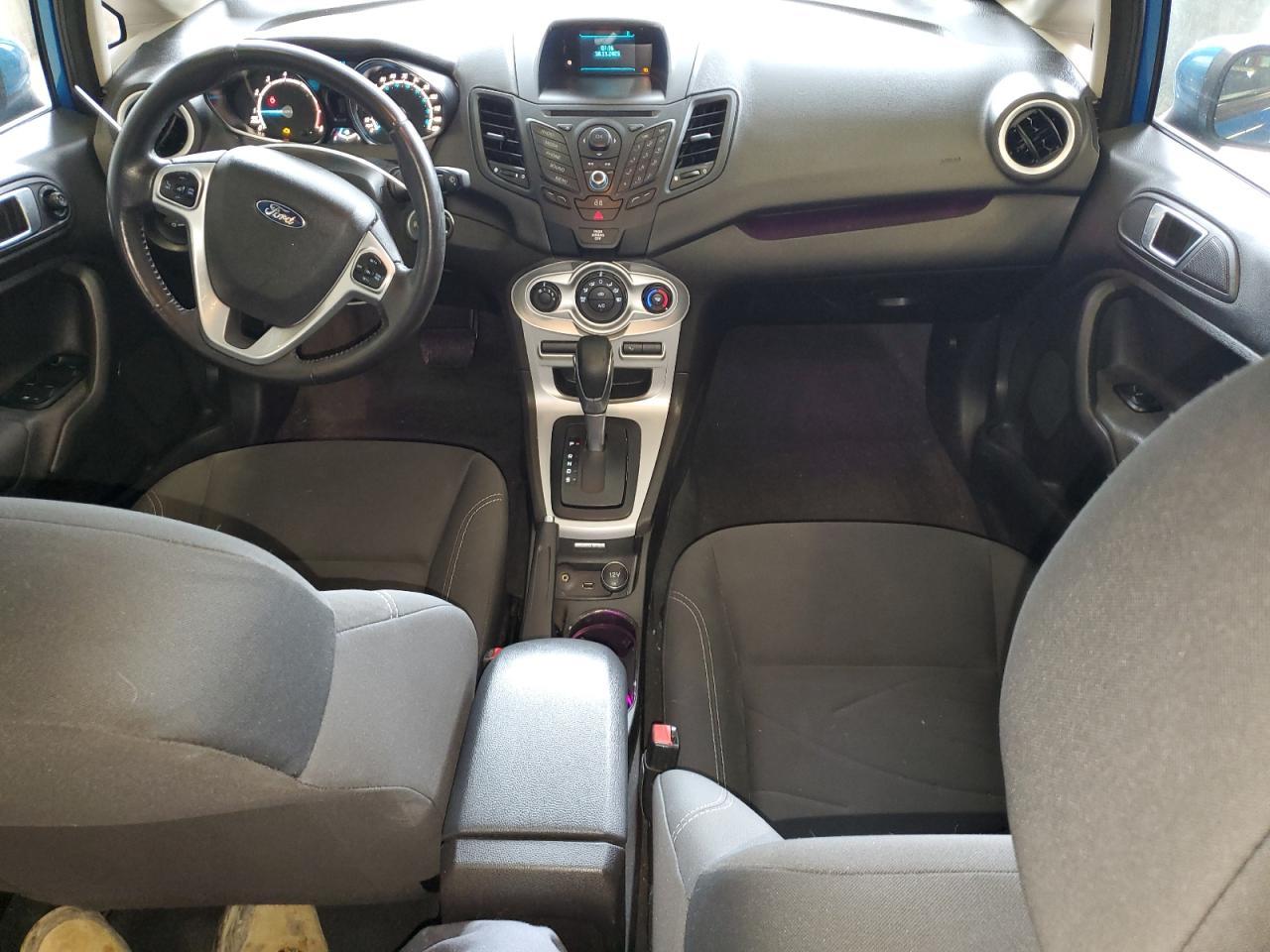 2014 FORD Fiesta