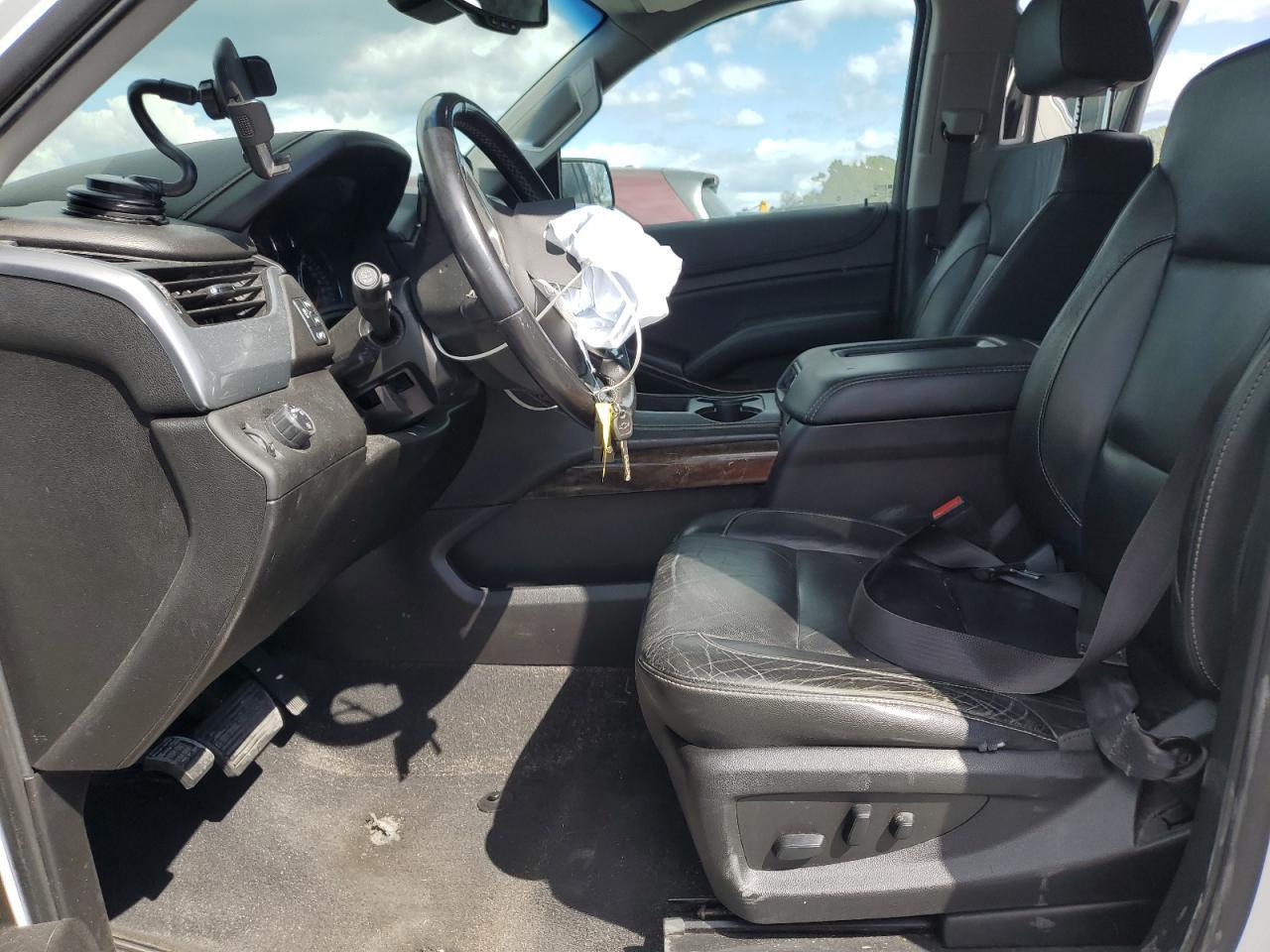 2019 CHEVROLET Suburban