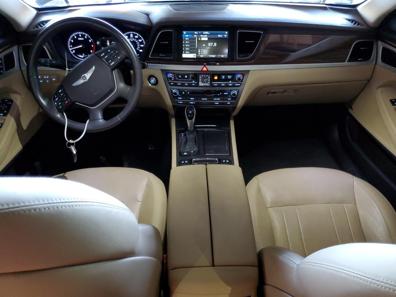 2015 HYUNDAI GENESIS