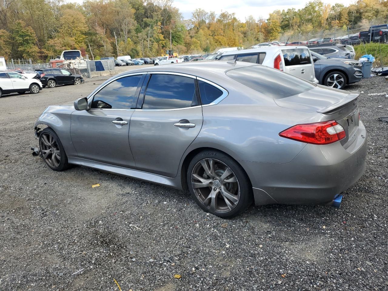 2012 INFINITI M37