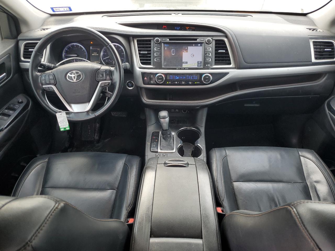 2018 TOYOTA HIGHLANDER