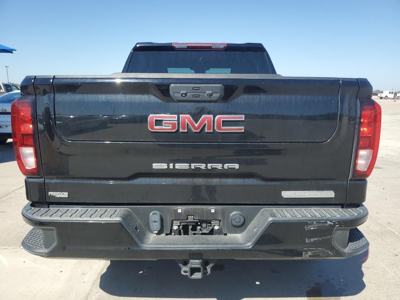 2022 GMC Sierra