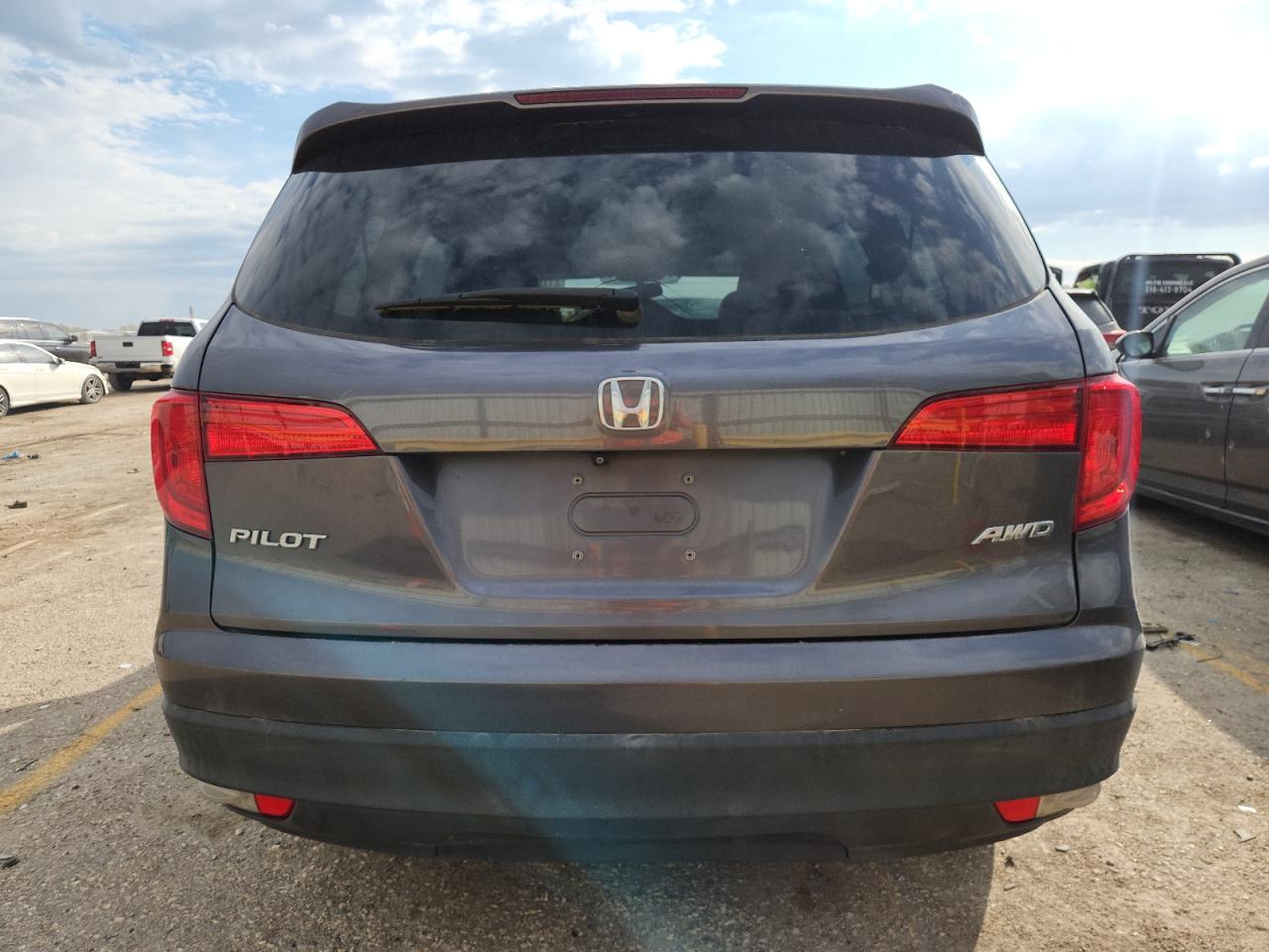 2017 HONDA PILOT